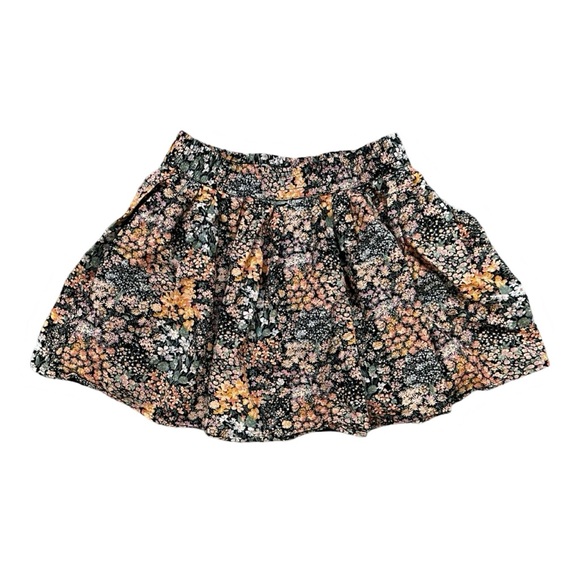 Dresses & Skirts - American Eagle Floral Pleated Skirt Size Medium
